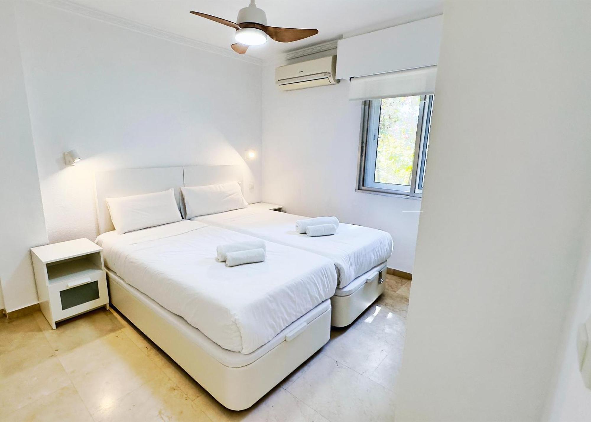 1 Bedroom Apartment Second Line Beach- Parque Marbella Building Eksteriør bilde